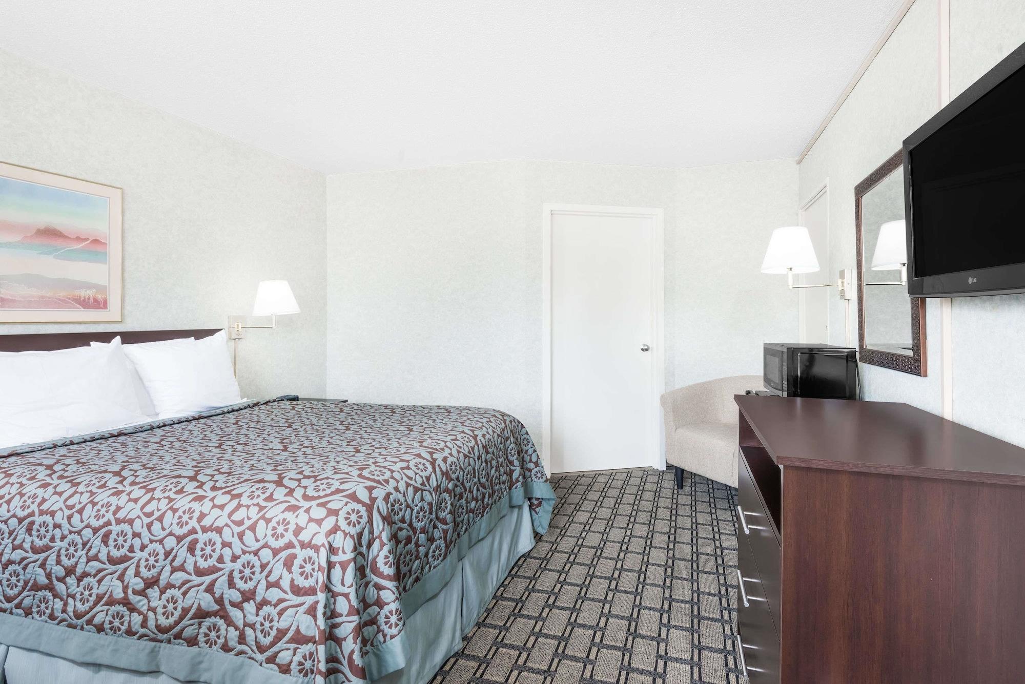 Days Inn By Wyndham St Clairsville St. Clairsville Εξωτερικό φωτογραφία